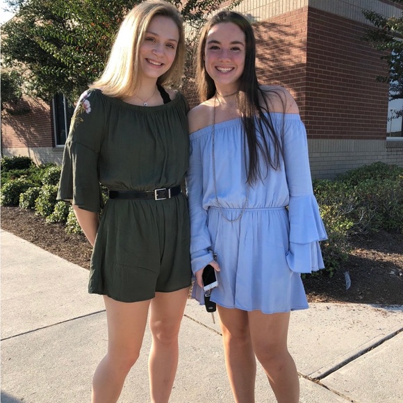 Altar’d State Off the Shoulders Blue Romper Size M - Picture 4 of 5